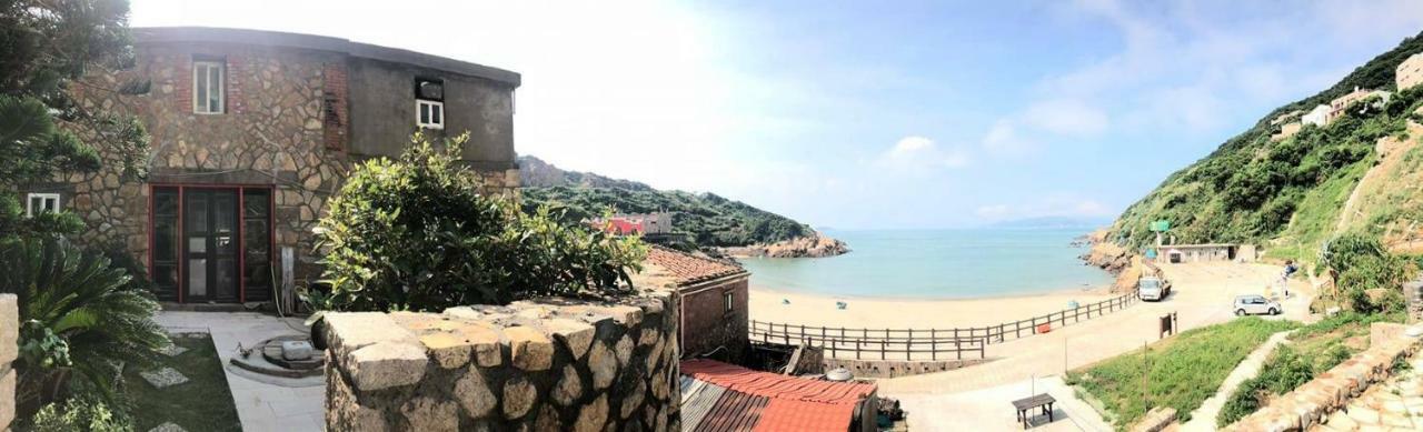 Eternal Seaside House Hotel Nangan Bagian luar foto